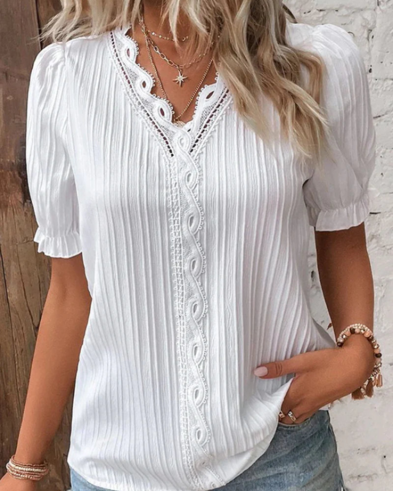 Blair Chemisier Femme – Blouse Élégante avec Détails en Dentelle et Coupe Fluide