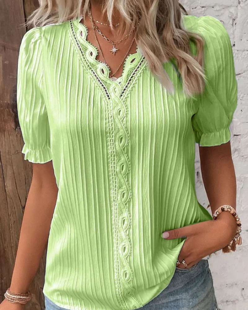 Blair Chemisier Femme – Blouse Élégante avec Détails en Dentelle et Coupe Fluide
