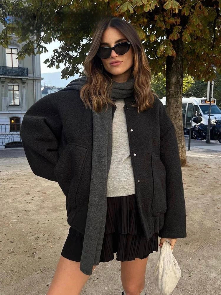 Norlyn Bomber Oversize Mujer – Chaqueta de Moda con Cuello Alto, Cierre Oculto y Corte Amplio