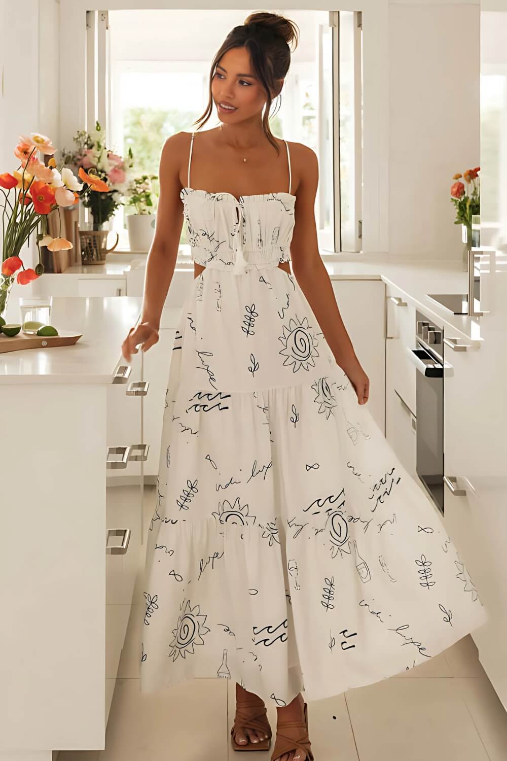 Astrée Midikleid für Damen – bedrucktes Kleid mit schmalen Trägern, elegant fließender Schnitt, Sommer