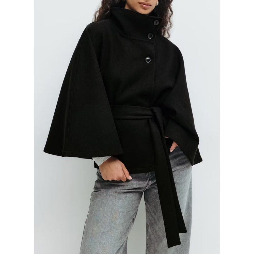 Casaco-Capa Charlotte Mulher – Gola Alta & Cinto Ajustável para Elegância e Calor Invernal