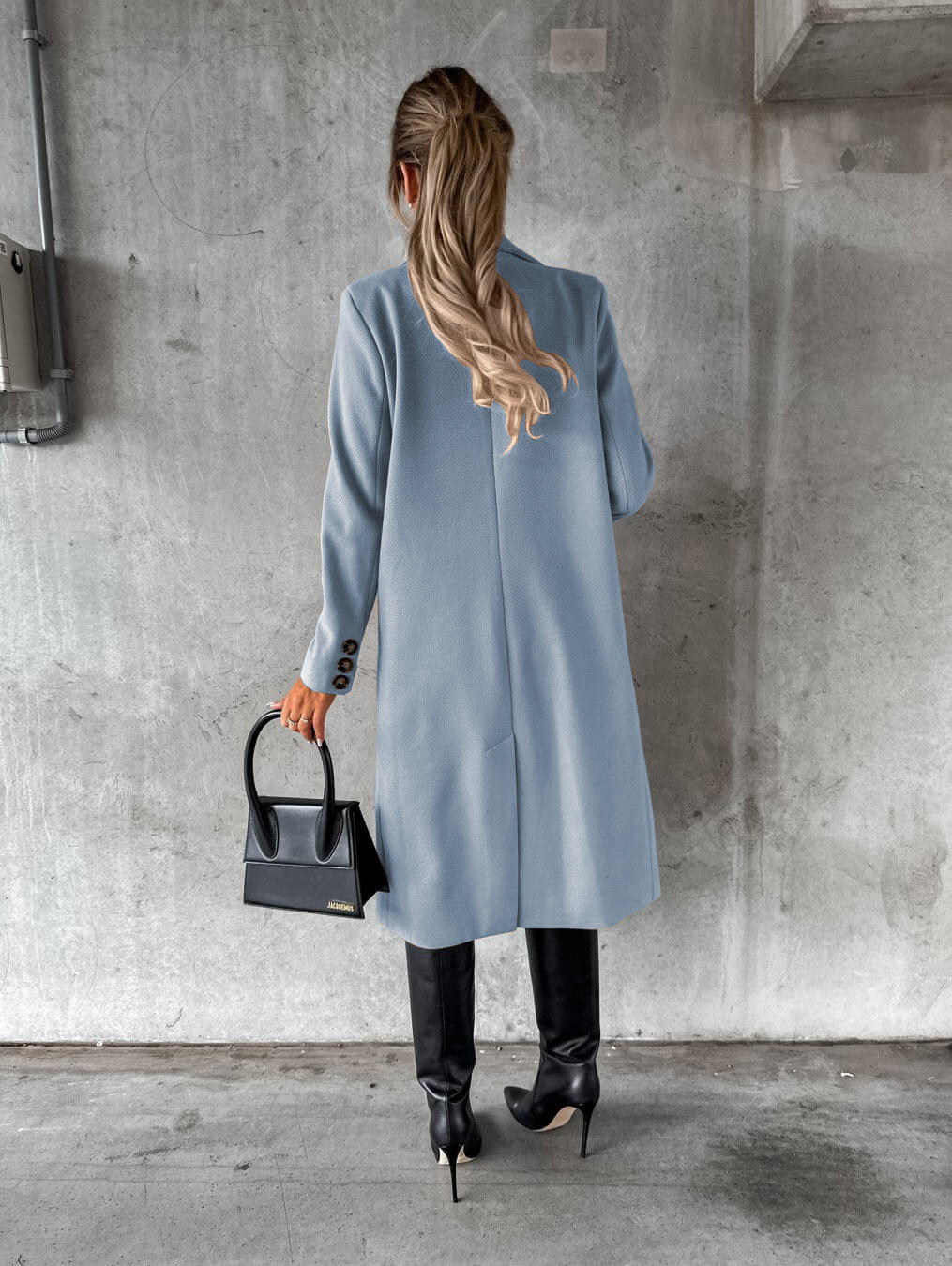 Charlotte Manteau Dame Uld Elegant – Lang Pasform, Klassiske Revers & Tidløs Stil