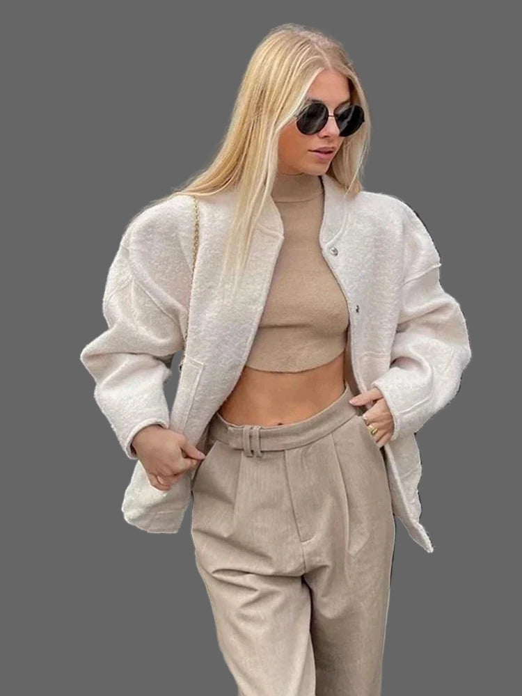 Dámský blůzón Leia Bouclé – Oversize bunda s jemnou texturou a minimalistickým designem