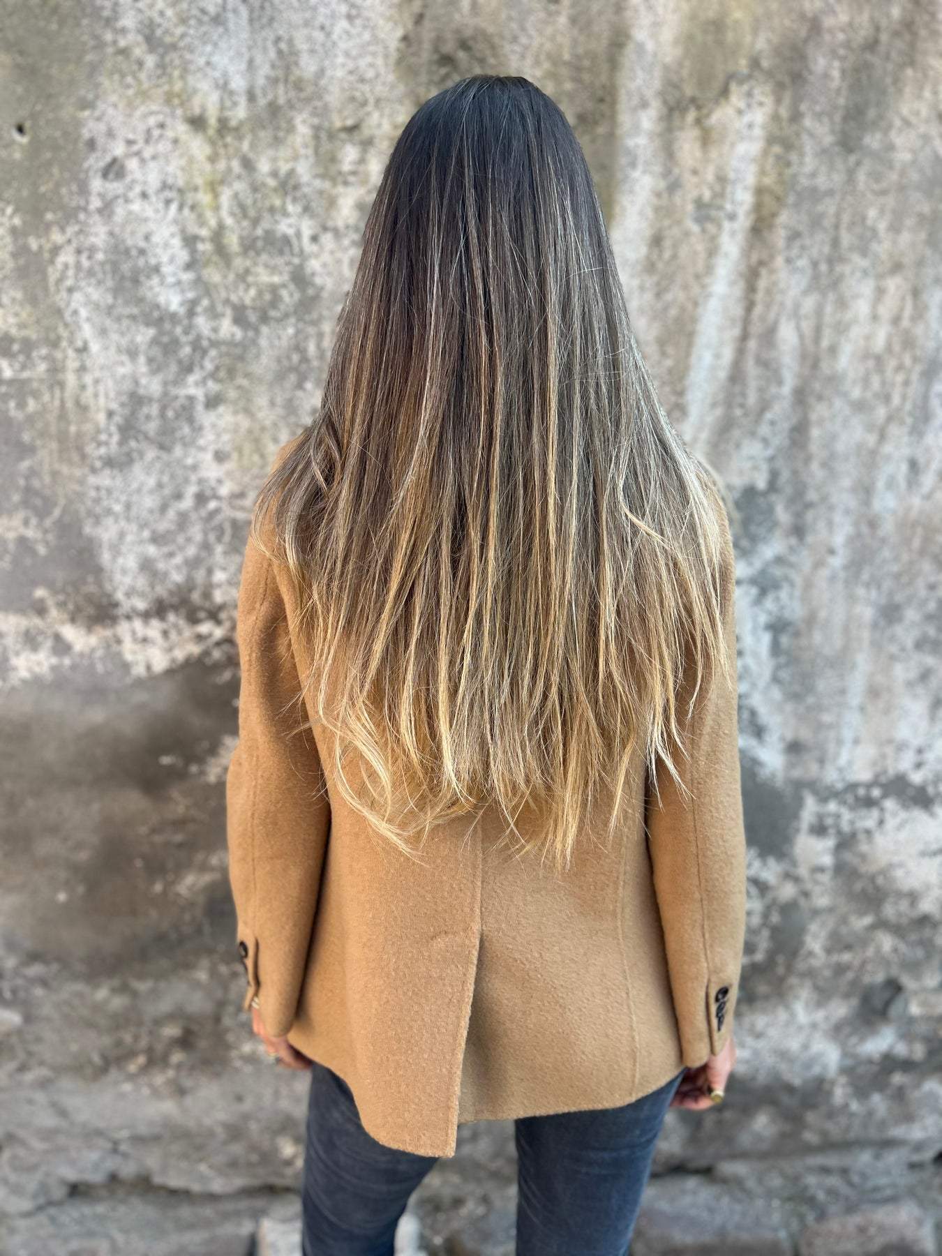 Haggai Blazer Mulher Elegante – Casaco Clássico em Lã Misturada Suave e Versátil