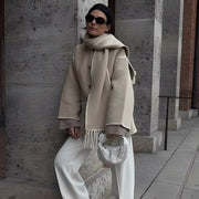 Genevieve Manteau Femme – Manteau en Laine Douce avec Écharpe & Coupe Ample Élégante