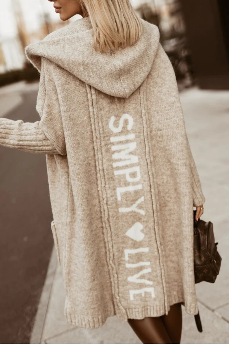 Jessica Dámský Dlouhý Kardigan – Elegantní a Pohodlný Oversize Svetr z Jemné Pleteniny
