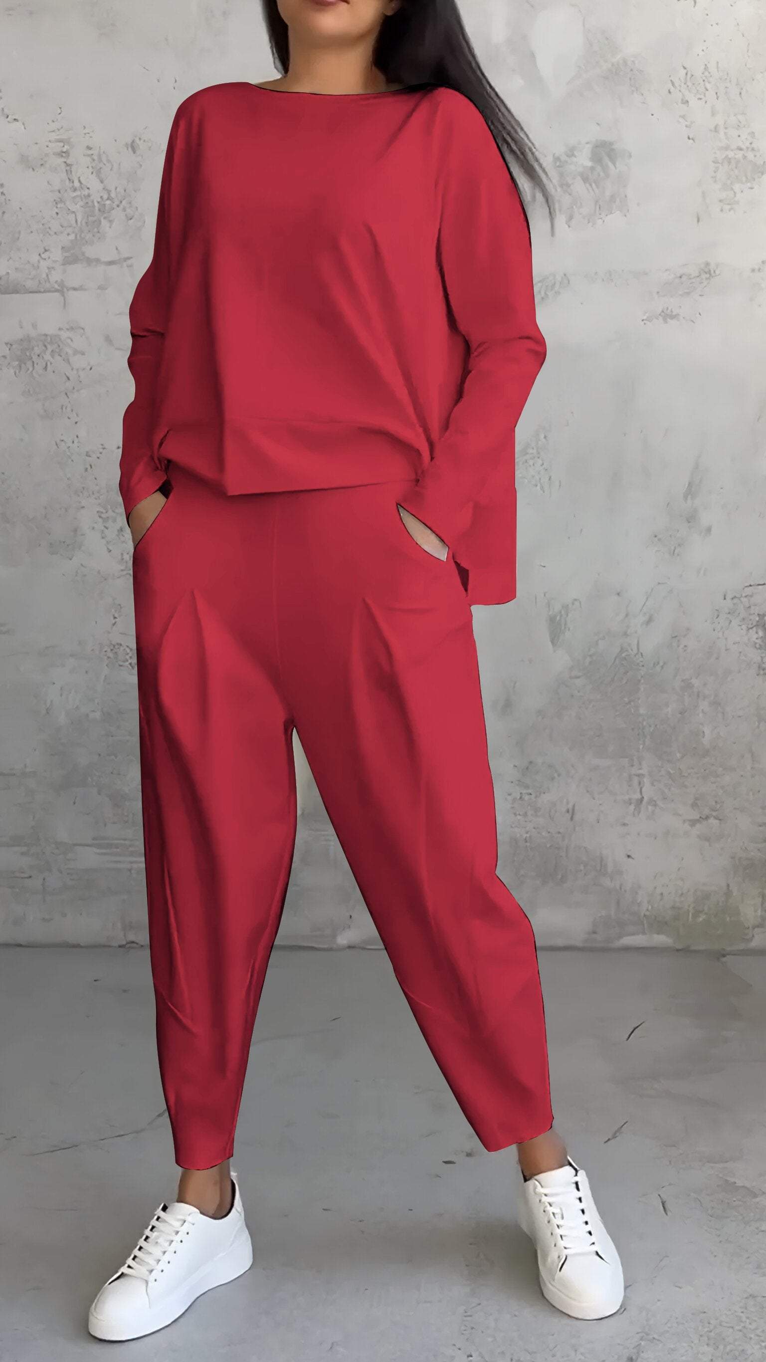 Dámsky komplet Emilie – pohodlný a elegantný outfit s okrúhlym výstrihom zo spandexu v modernom štýle