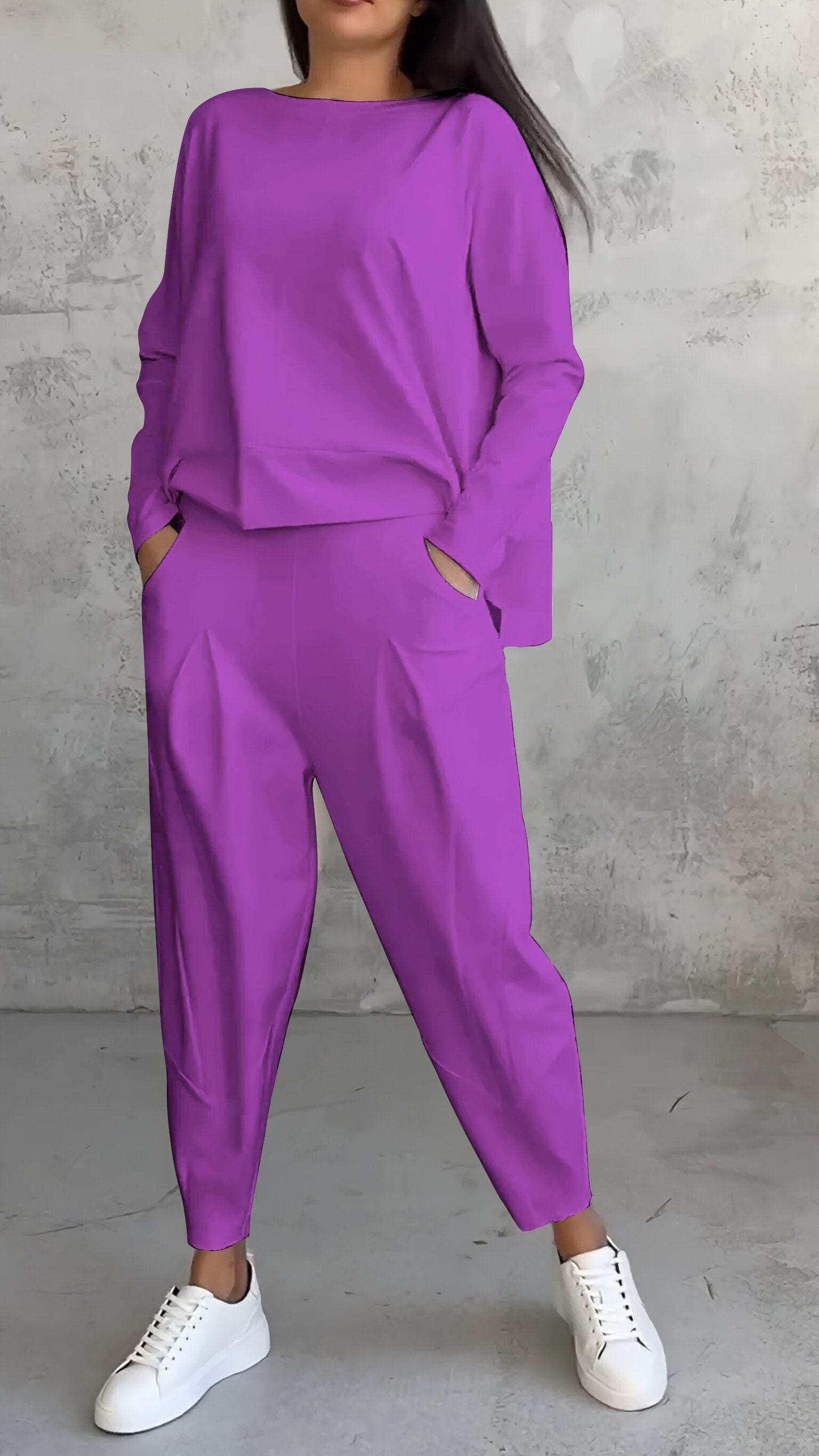Dámsky komplet Emilie – pohodlný a elegantný outfit s okrúhlym výstrihom zo spandexu v modernom štýle