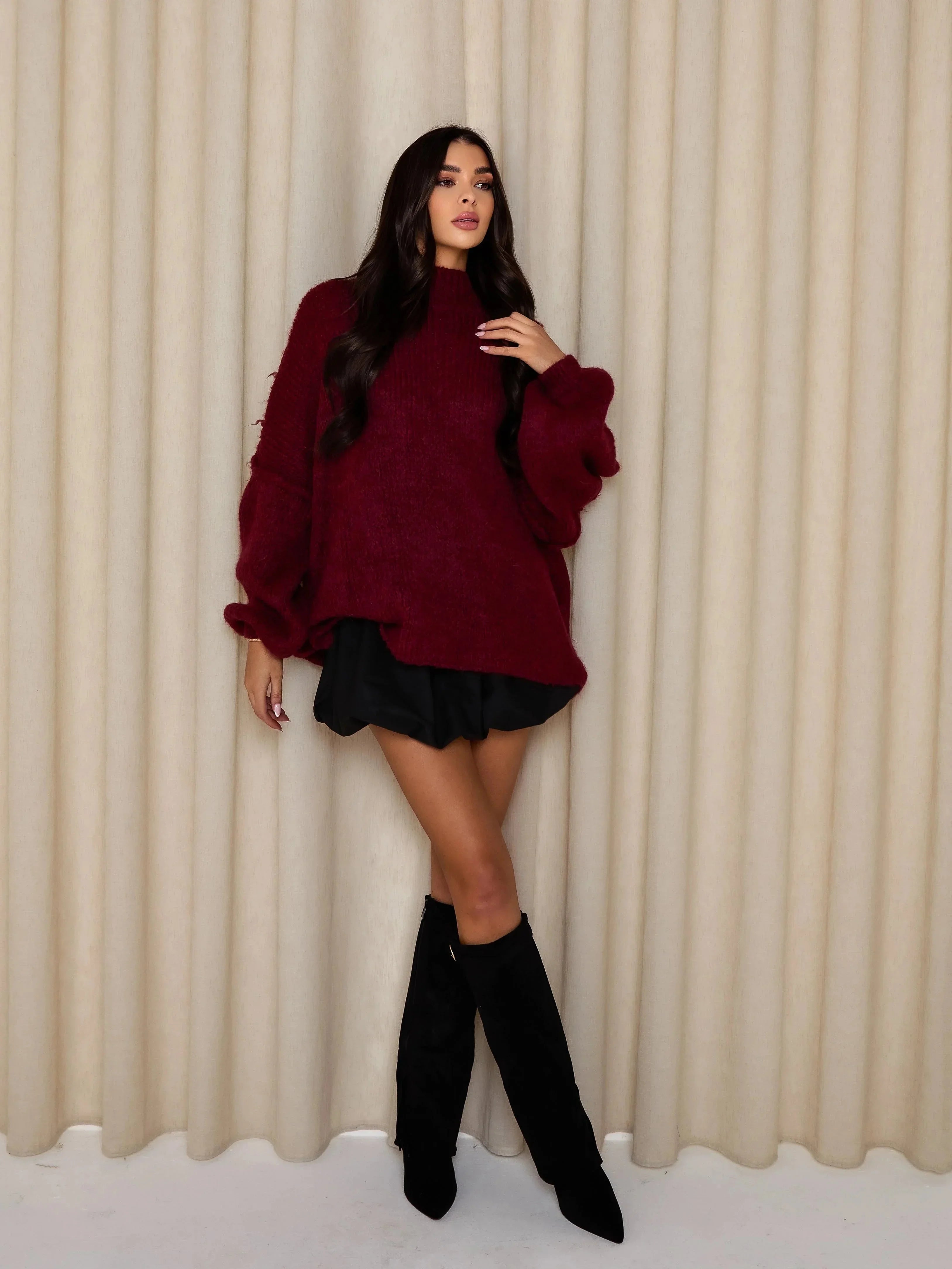 Kylan ženski pulover oversize s rolkom – mekana pletenina, širok kroj i moderan stil
